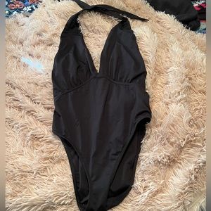 Sexy Victoria’s Secret swim🩱